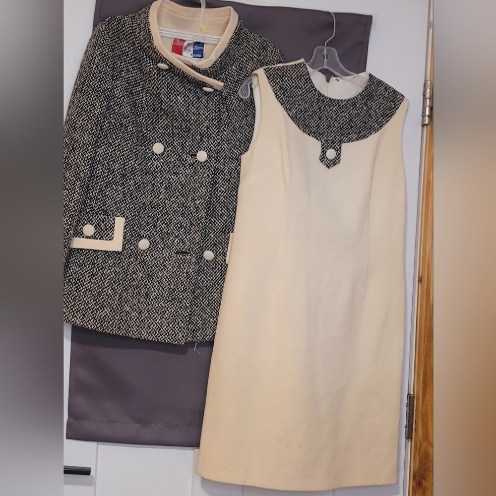 Vintage 40's Lilli Ann Knit Coat and Dress set (sz 6? see photos)